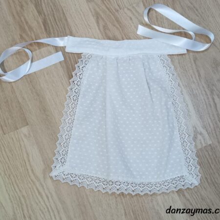Delantal de niña blanco especial regional