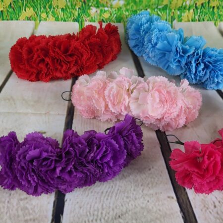Tiara flamenca con claveles