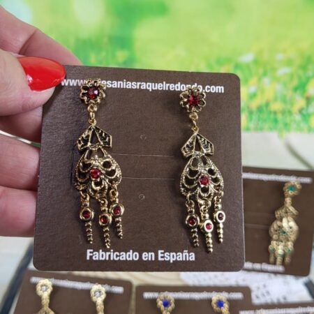 Pendientes para el traje regional