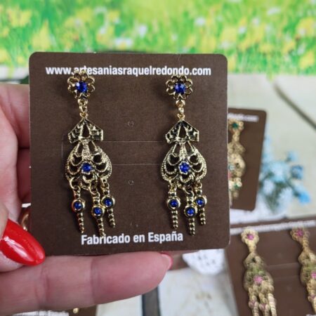 Pendientes para el traje regional