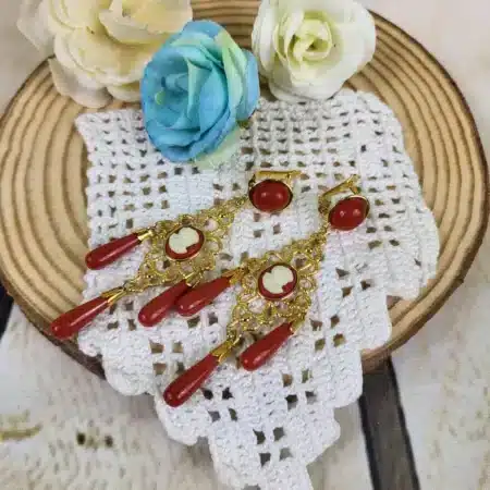 Pendientes coral traje regional