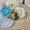 Broche flamenca hoja dorada con diseño elegante y brillante