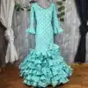 Traje de flamenca verde agua de popelín con lunares blancos