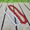 Collar de bolas para flamenca rojo y blanco con cierre de argolla.
