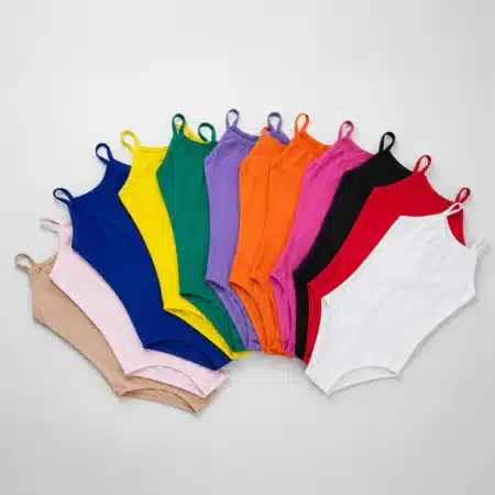 Maillot de ballet de tirantes finos disponible en varios colores