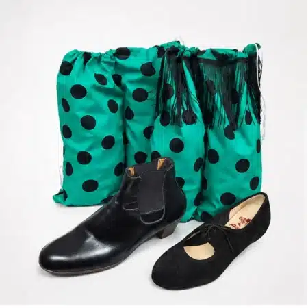 Bolsa para zapatos de flamenco verde con lunares negros