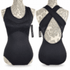 Maillot Sodança negro con tirantes cruzados y espalda abierta, vista frontal y trasera