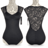 Maillot Sodança negro con espalda de encaje floral y escote fruncido, vista frontal y trasera